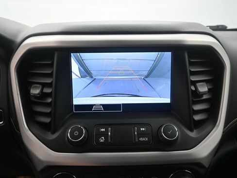 Used 2023 GMC Acadia SLE w/ Driver Convenience Package FWD image 13