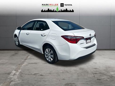 Used 2015 Toyota Corolla LE FWD image 3