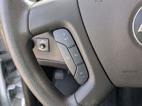 Used 2024 Chevrolet Express 2500 w/ Driver Convenience Package RWD image 17