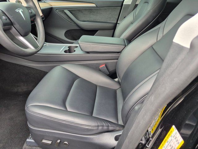 Used 2024 Tesla Model Y Long Range AWD/4WD image 15