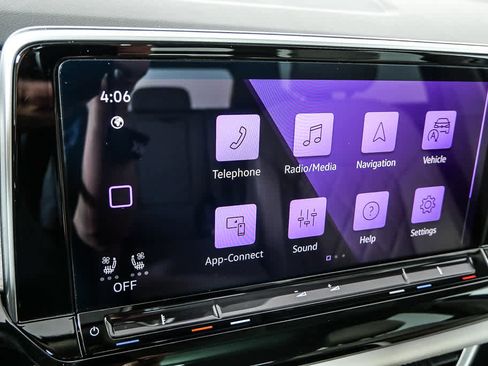 Certified 2025 Volkswagen Atlas SEL Premium R-Line image 14