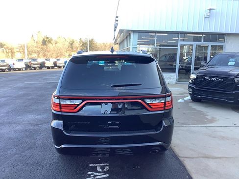 Certified 2024 Dodge Durango SXT w/ SXT Blacktop Group image 5