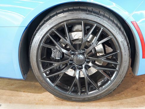 Used 2014 Chevrolet Corvette Stingray Convertible w/ 3LT Preferred Equipment Group RWD image 59