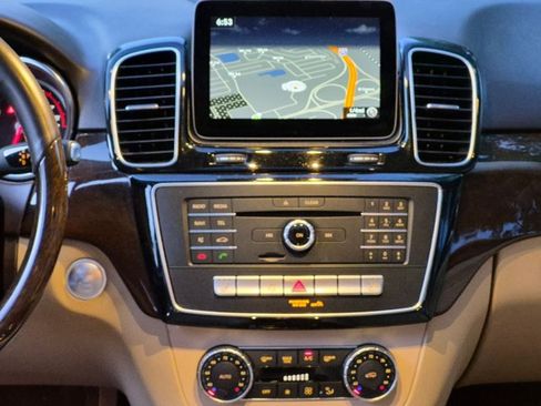 Used 2016 Mercedes-Benz GLE 350 image 10