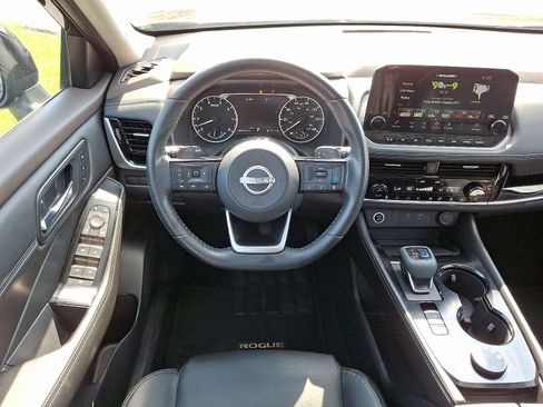 Certified 2022 Nissan Rogue SL w/ SL Premium Package image 13