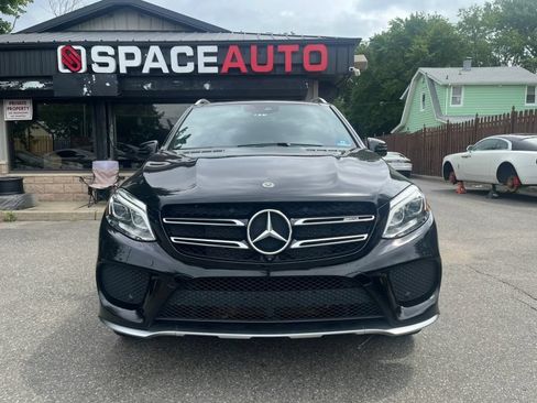 Used 2018 Mercedes-Benz GLE 43 AMG 4MATIC image 2