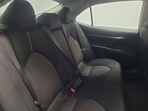 Used 2021 Toyota Camry LE image 19