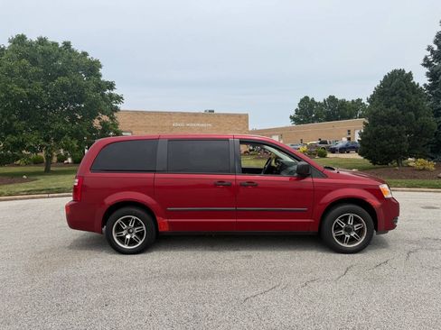 Used 2008 Dodge Grand Caravan SE FWD image 5