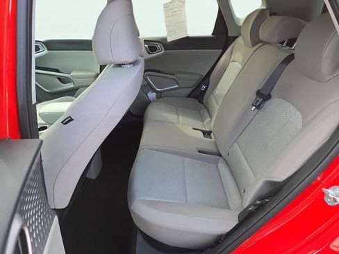 Used 2023 Kia Soul LX w/ LX Technology Package image 20