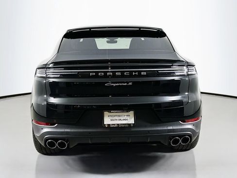 New 2026 Porsche Cayenne S image 10