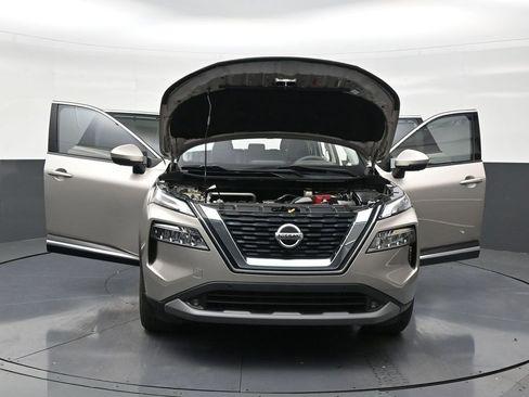 Used 2021 Nissan Rogue SL w/ Premium Package image 34