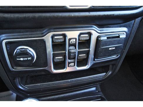 Used 2023 Jeep Wrangler Unlimited Sahara w/ Cold Weather Group image 27