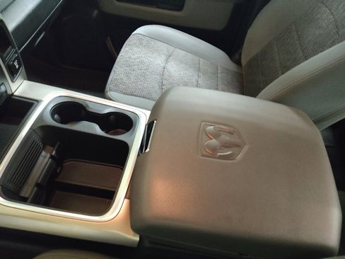 Used 2017 RAM 1500 Big Horn image 26