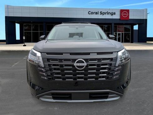 New 2026 Nissan Pathfinder SL FWD image 8