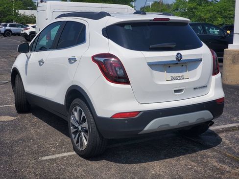 Used 2021 Buick Encore Preferred w/ Safety Package II FWD image 3