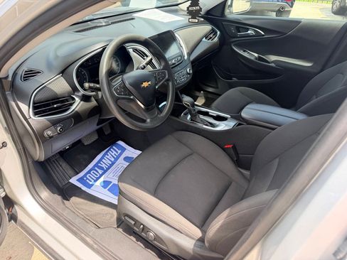 Used 2021 Chevrolet Malibu LT FWD image 27
