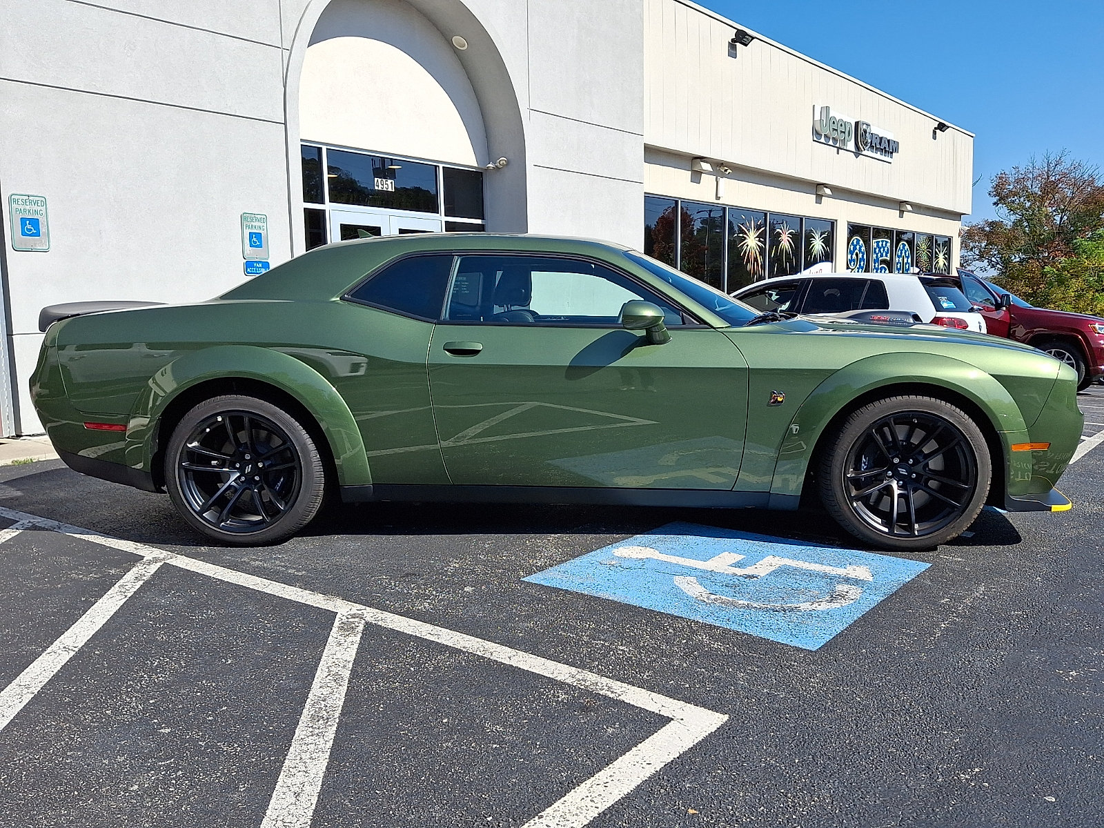 Used 2023 Dodge Challenger R/T Scat Pack RWD image 7