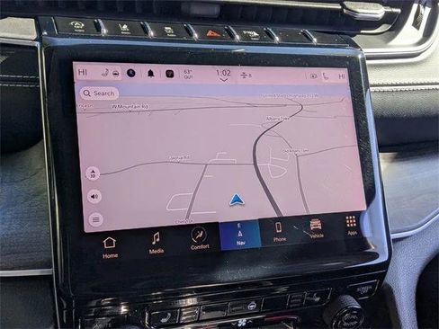 Certified 2021 Jeep Grand Cherokee L Limited w/ MOPAR Finishing Package image 17