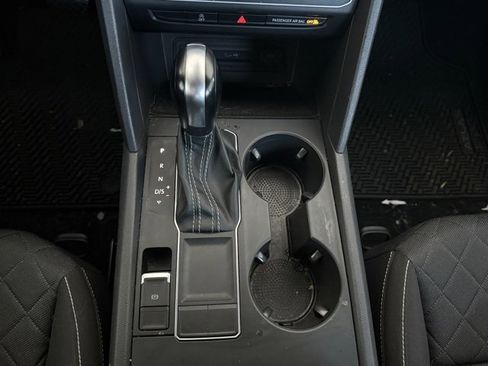 Used 2021 Volkswagen Atlas Cross Sport S image 16