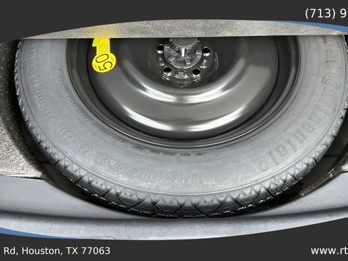 Used 2016 Land Rover Range Rover Evoque SE image 32