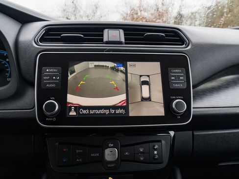 Used 2023 Nissan Leaf SV Plus image 14