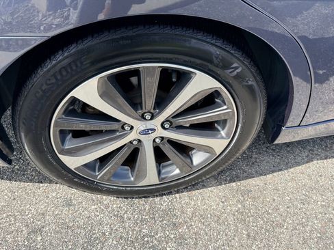 Used 2017 Subaru Legacy 3.6R Limited image 11
