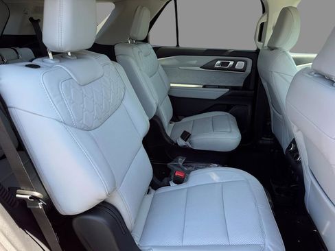 New 2026 Ford Explorer Platinum AWD/4WD image 11
