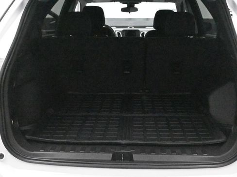 Used 2024 Chevrolet Equinox LS w/ LS Convenience Package FWD image 15
