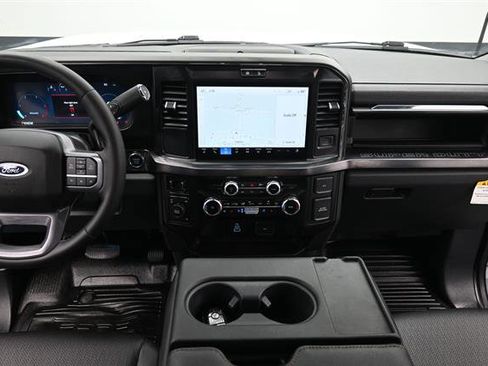 Used 2026 Ford F450 Lariat w/ FX4 Off-Road Package AWD/4WD image 13