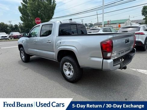 Certified 2022 Toyota Tacoma SR AWD/4WD image 12