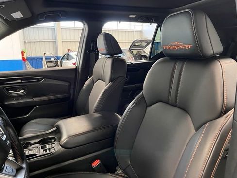 Used 2023 Honda Pilot TrailSport image 23