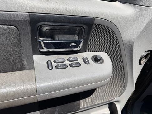 Used 2004 Ford F150 XL AWD/4WD image 9