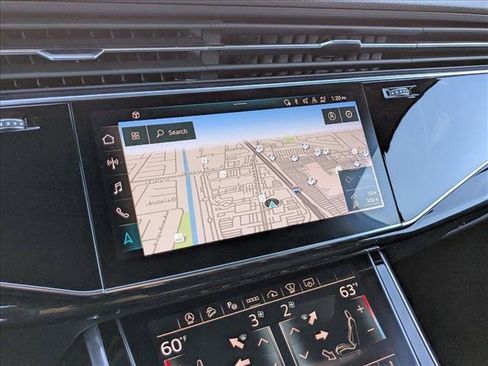 Used 2023 Audi Q7 3.0T Prestige image 14