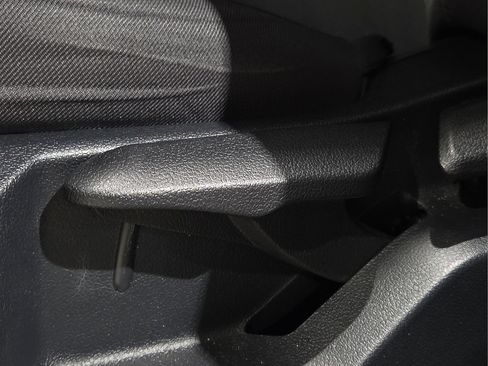 Certified 2025 Toyota Tacoma SR5 RWD image 19