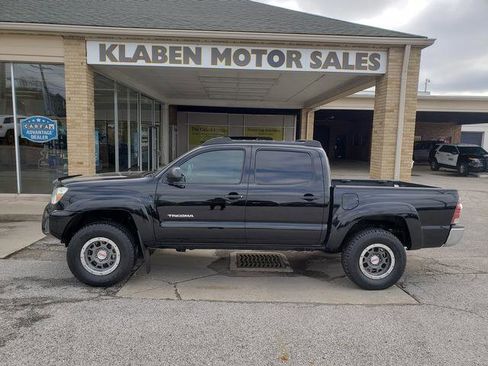 Used 2013 Toyota Tacoma 4x4 Double Cab w/ TRD T/X Baja Series image 2
