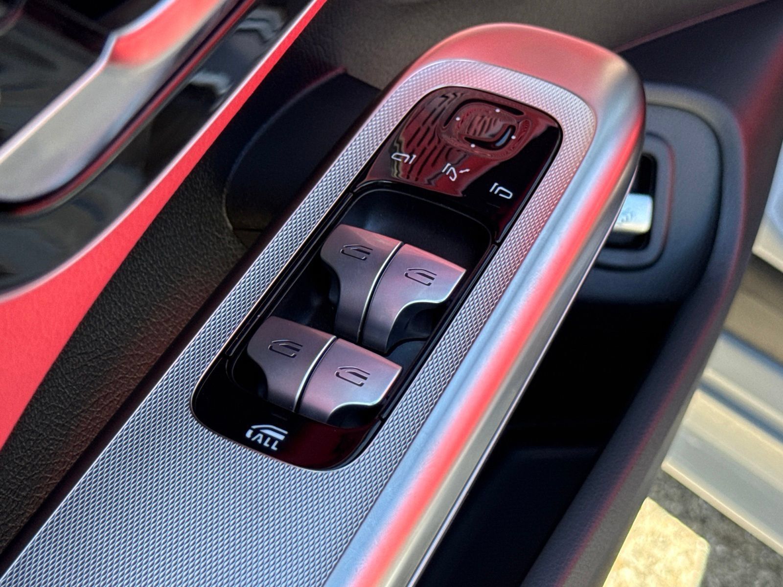 New 2026 Mercedes-Benz CLE 450 4MATIC Cabriolet image 17
