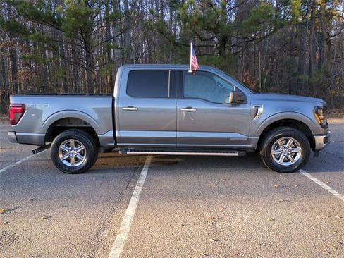 Used 2024 Ford F150 XLT w/ Mobile Office Package image 3