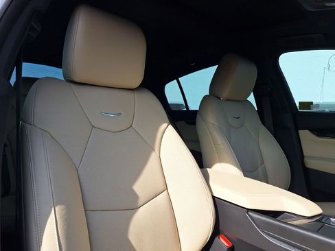 Used 2025 Cadillac CT5 Premium Luxury image 28