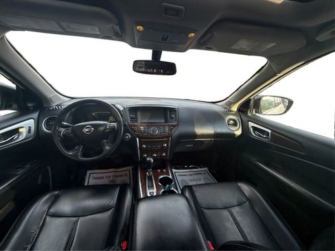 Used 2017 Nissan Pathfinder Platinum w/ Cargo Package image 23