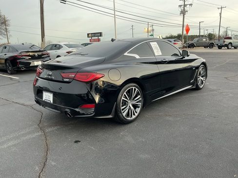 Used 2019 INFINITI Q60 3.0t Luxe w/ Essential Package image 5