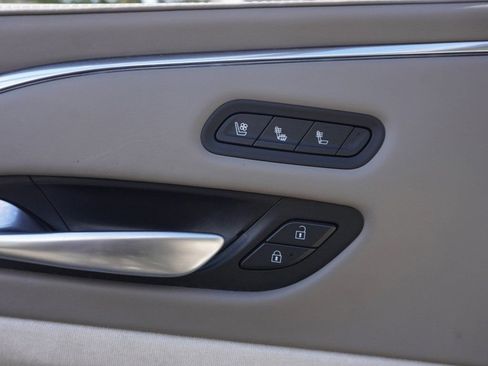 Used 2023 Cadillac Escalade ESV Premium Luxury Platinum w/ Heavy-Duty Trailer Package image 46