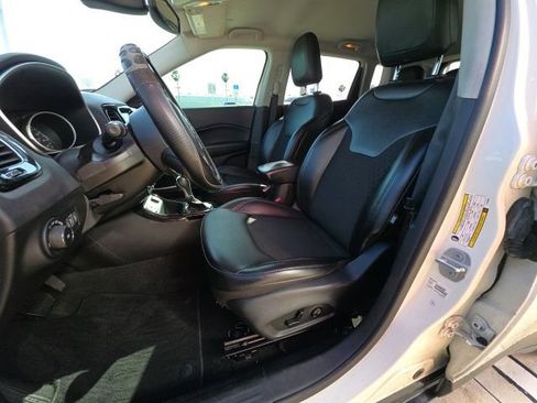 Used 2020 Jeep Compass Latitude image 13