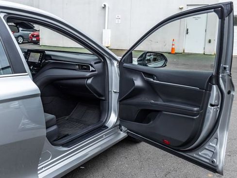 Used 2023 Toyota Camry LE FWD image 16