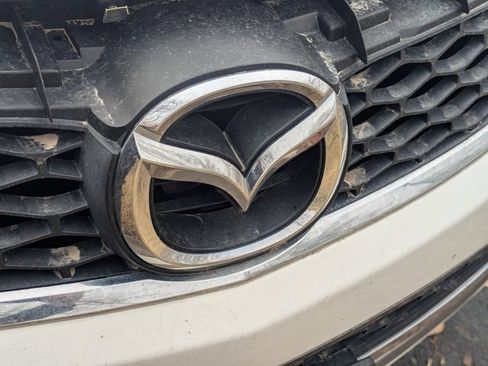 Used 2011 MAZDA CX-9 Touring w/ Moonroof & Bose Audio Pkg image 10