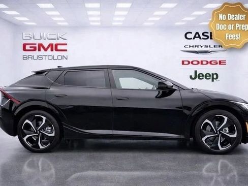 Used 2023 Kia EV6 GT-Line w/ GT-Line Suede Seat Package AWD/4WD image 4