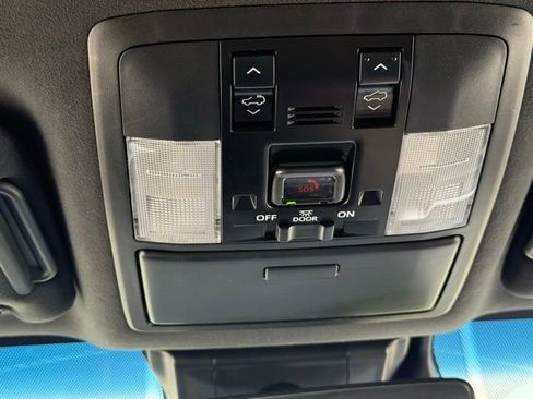 Used 2023 Lexus GX 460 Luxury w/ Sport Design Package image 23