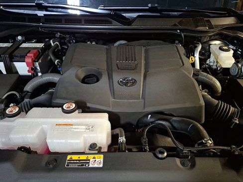 Used 2025 Toyota Tundra SR5 image 26