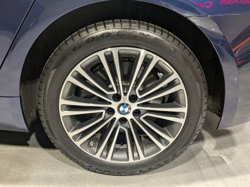 Used 2017 BMW 540i xDrive AWD/4WD image 19