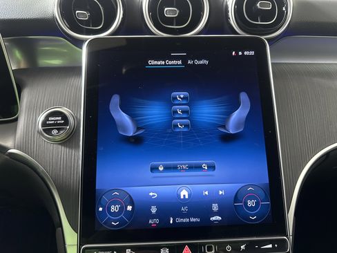 New 2026 Mercedes-Benz GLC 300 4MATIC image 14