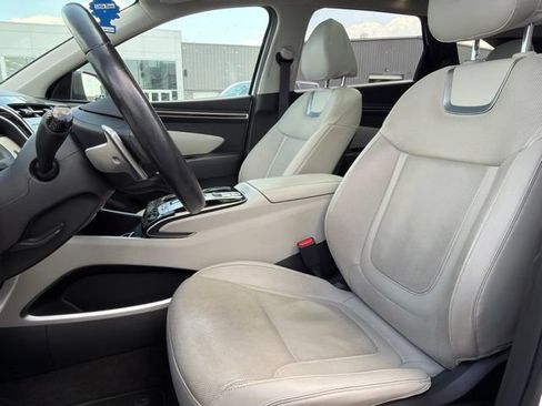 Used 2022 Hyundai Tucson Limited w/ Cargo Package AWD/4WD image 13